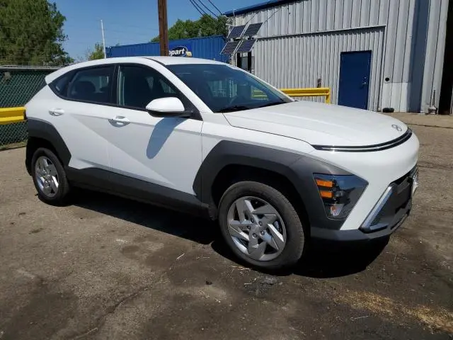2025 HYUNDAI KONA SE  