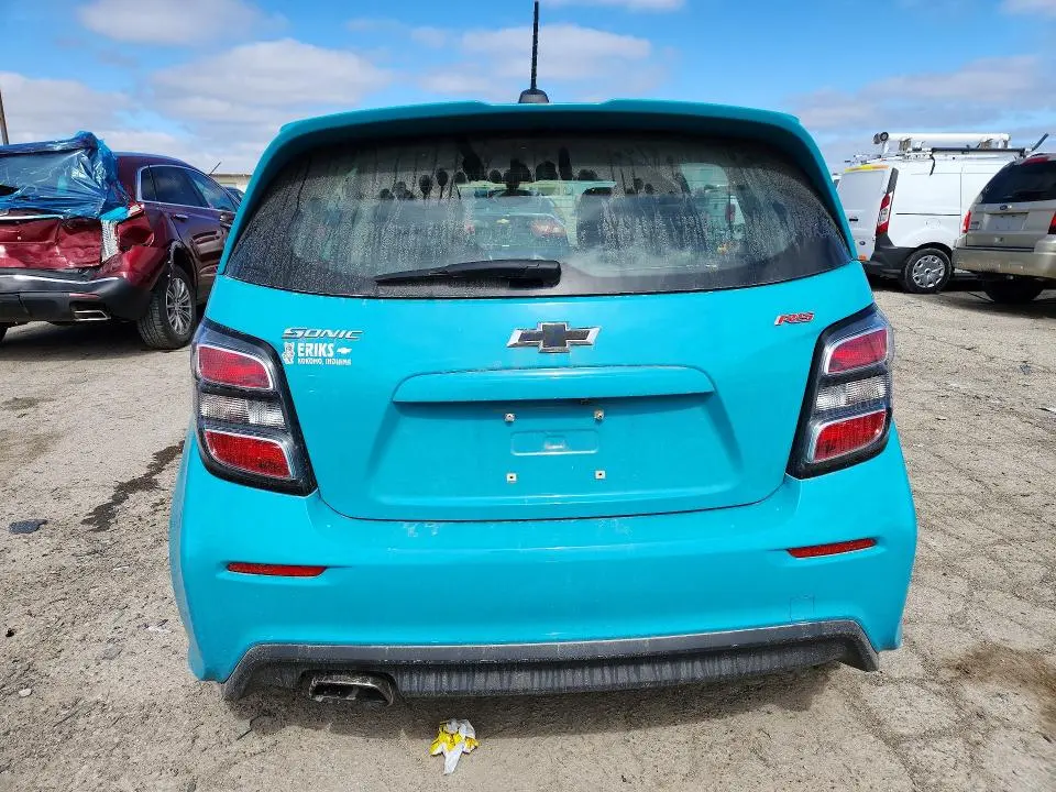 2020 CHEVROLET SONIC LT  