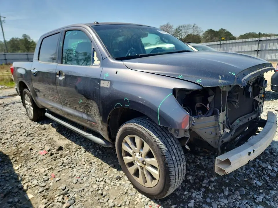 2013 TOYOTA TUNDRA PLATINUM  