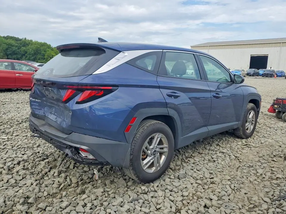 2026 HYUNDAI TUCSON SE  