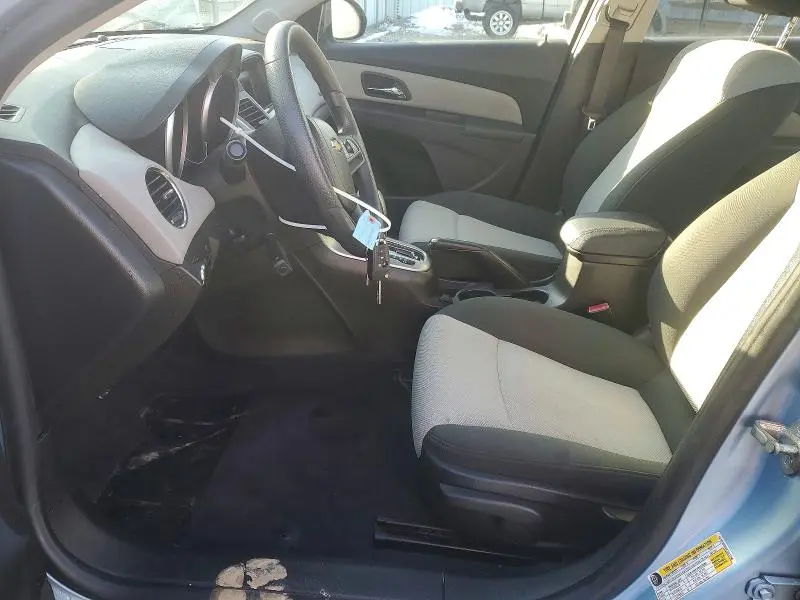 2011 CHEVROLET CRUZE LS  