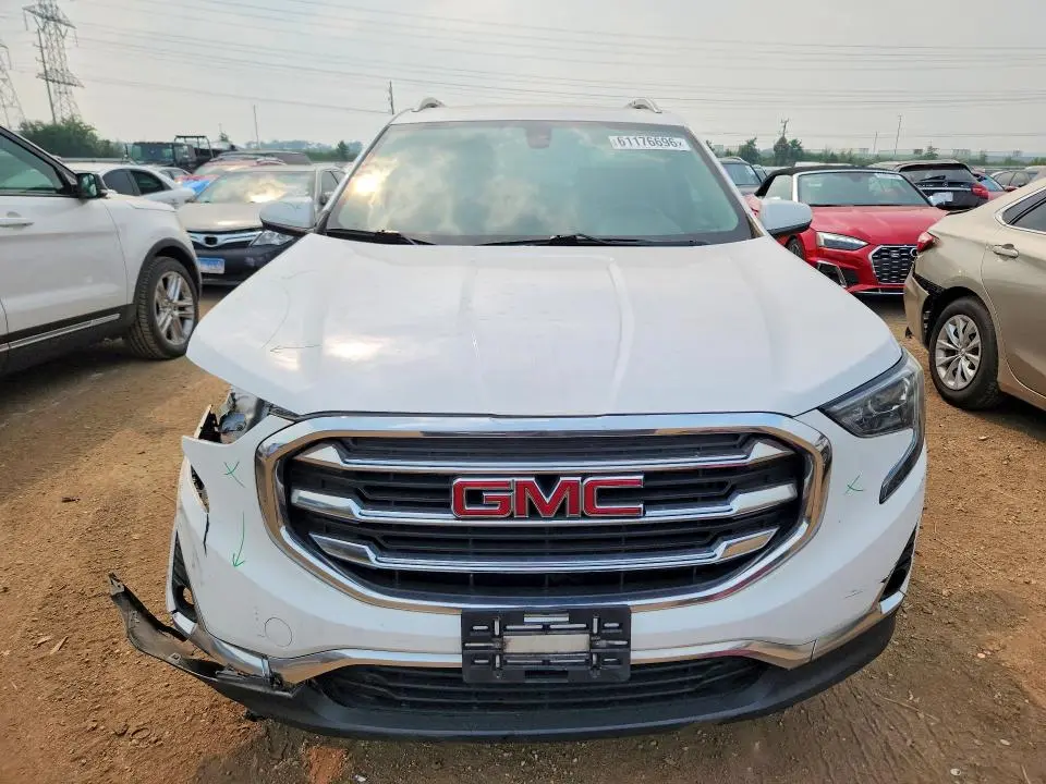 2019 GMC TERRAIN SLT  