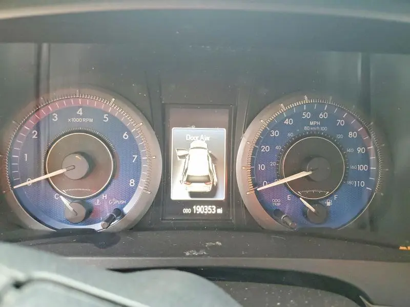 2015 TOYOTA SIENNA XLE 8-PASSENGER  