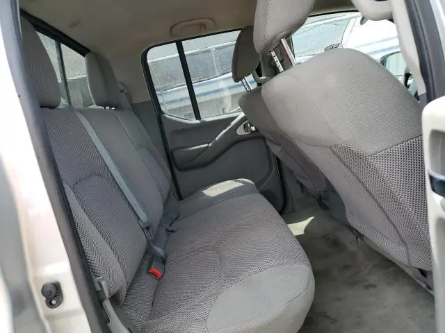 2017 NISSAN FRONTIER S  