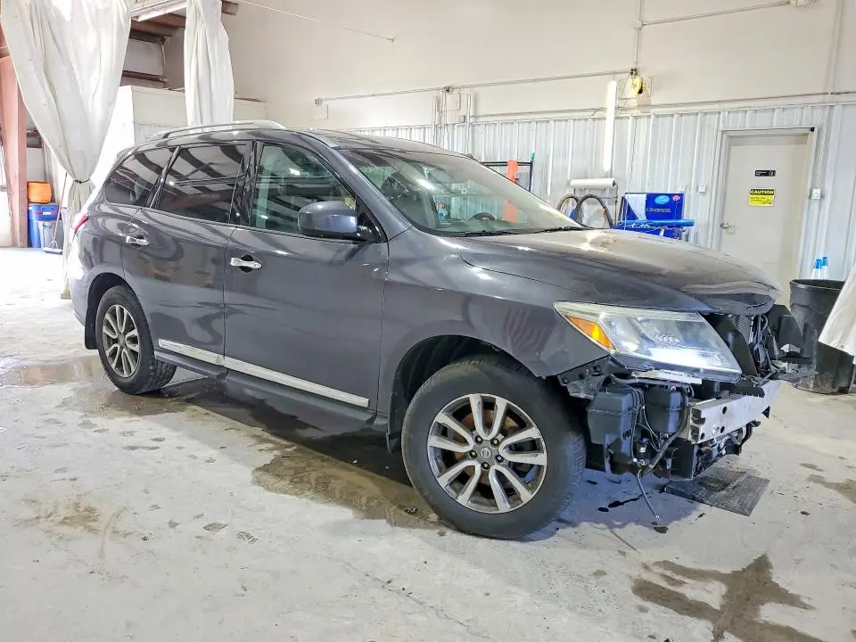 2013 NISSAN PATHFINDER S  
