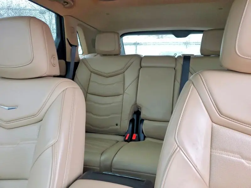 2017 CADILLAC XT5 PLATINUM  