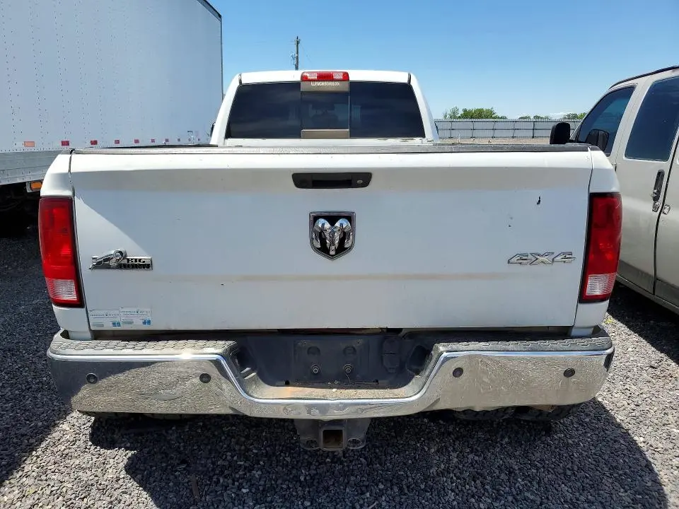 2017 RAM 3500 SLT  