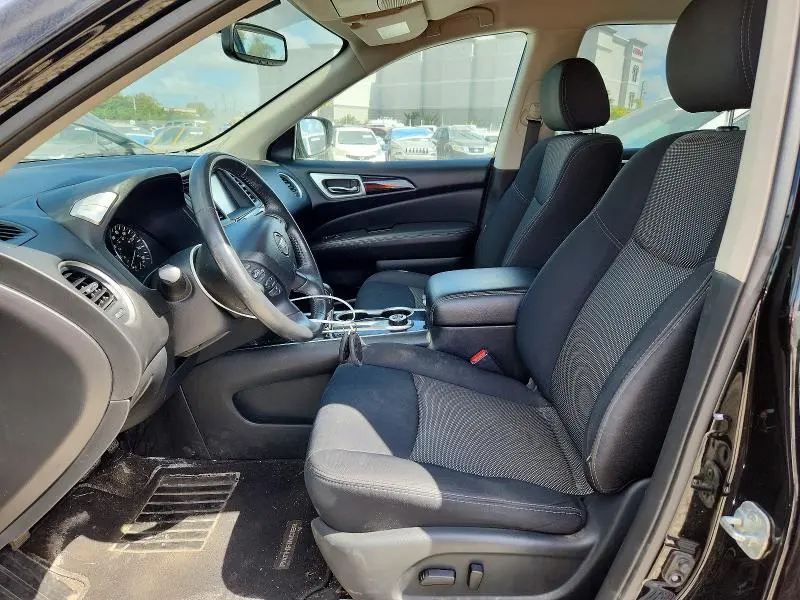 2018 NISSAN PATHFINDER SV  