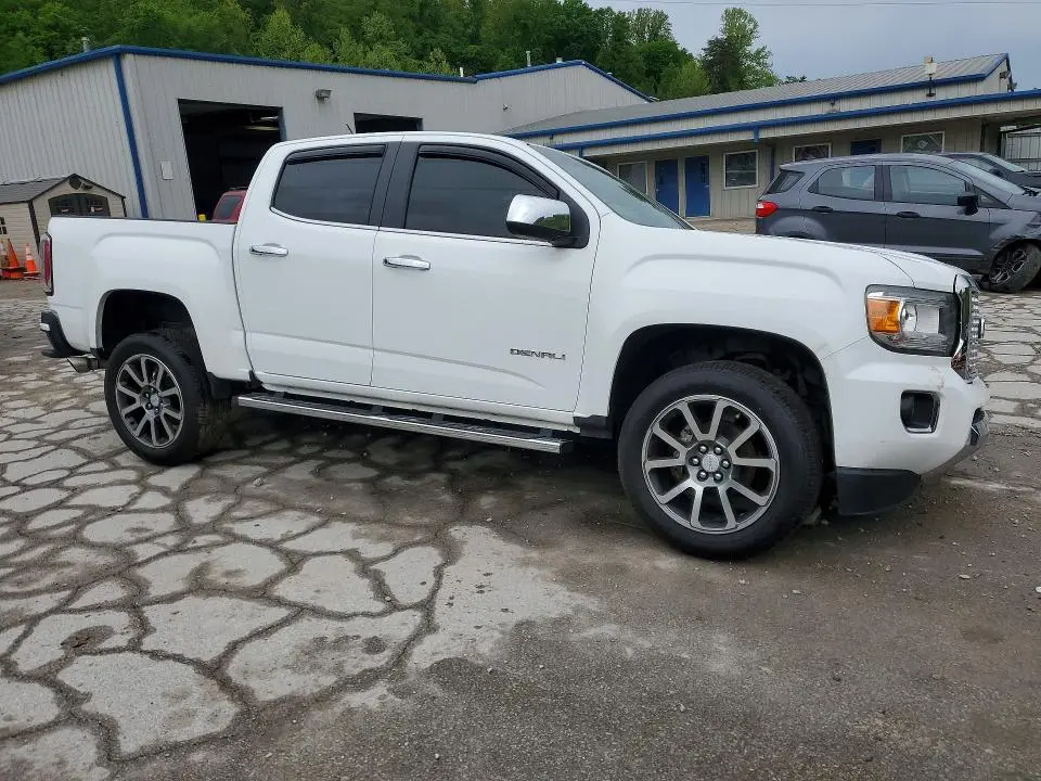 2017 GMC CANYON DENALI  