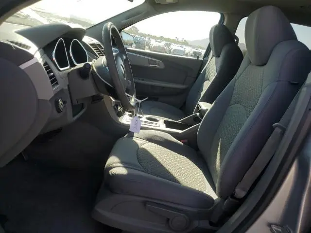 2010 CHEVROLET TRAVERSE LS  
