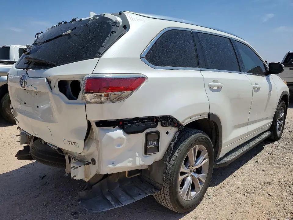 2014 TOYOTA HIGHLANDER XLE  