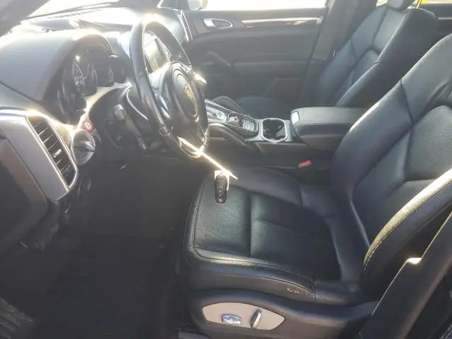 2014 PORSCHE CAYENNE   