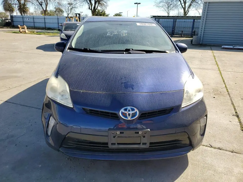 2014 TOYOTA PRIUS THREE  