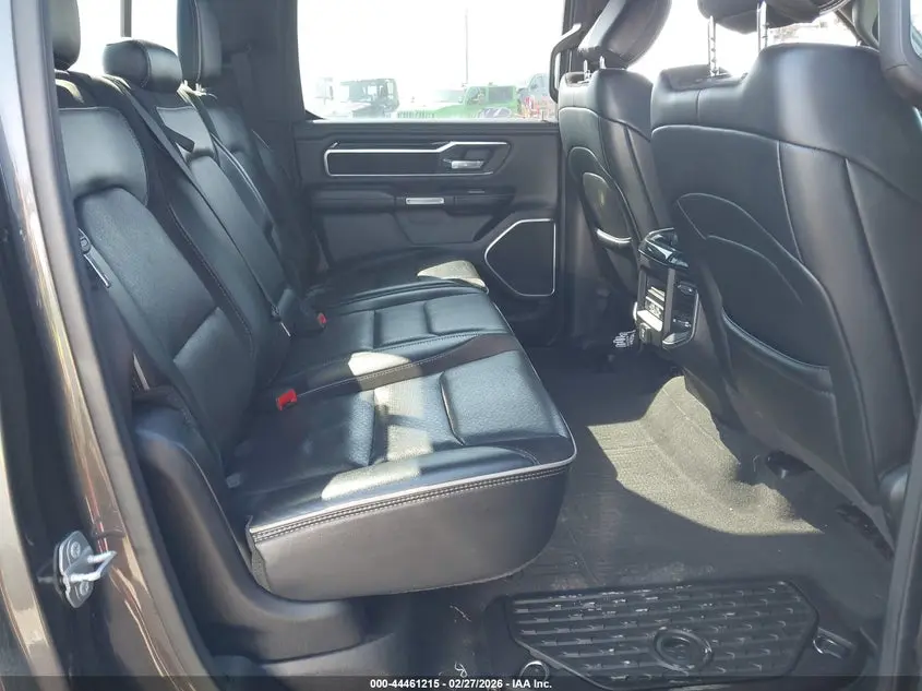 2020 RAM 1500 LARAMIE  4X4 5'7 BOX