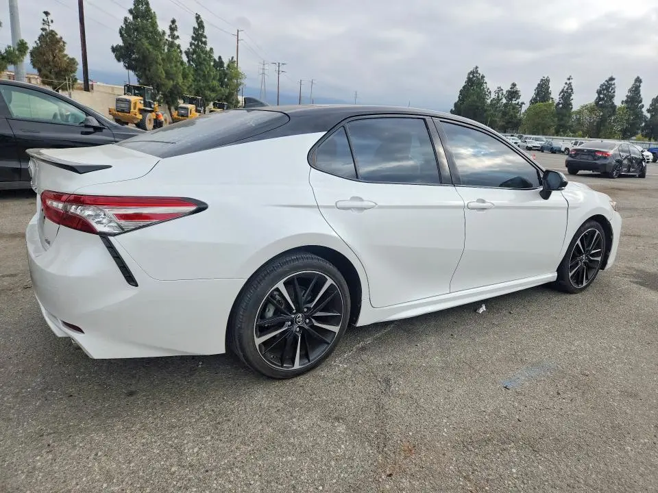 2019 TOYOTA CAMRY XSE  