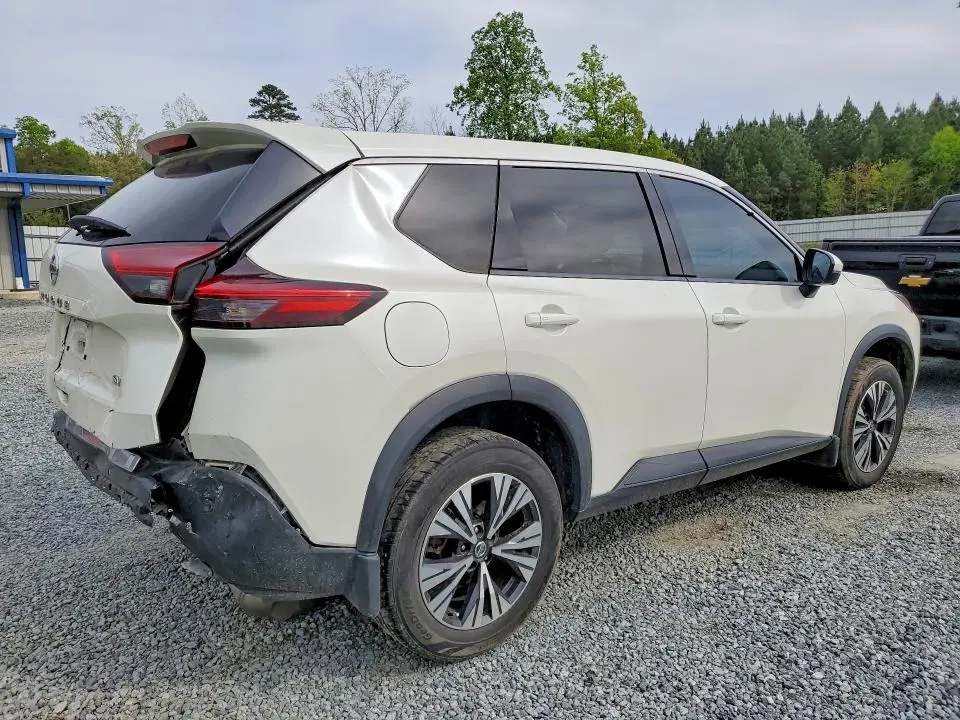 2021 NISSAN ROGUE SV  