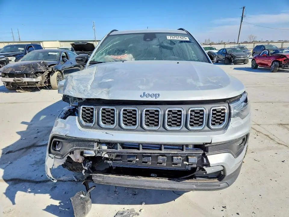 2025 JEEP COMPASS LATITUDE  