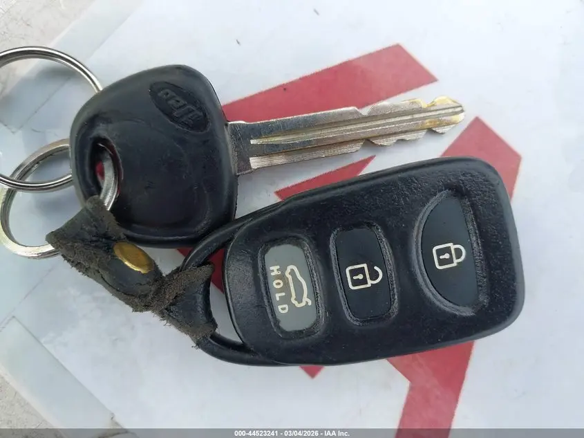 2012 KIA FORTE KOUP EX