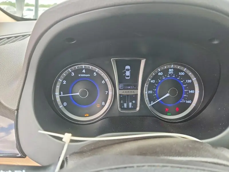 2012 HYUNDAI AZERA BASE  