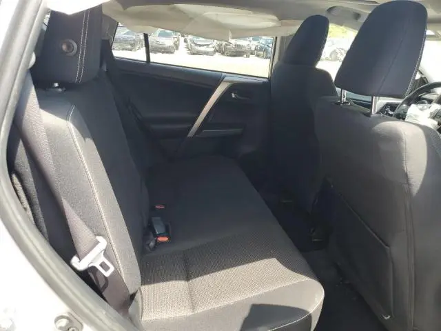 2018 TOYOTA RAV4 HV LE  