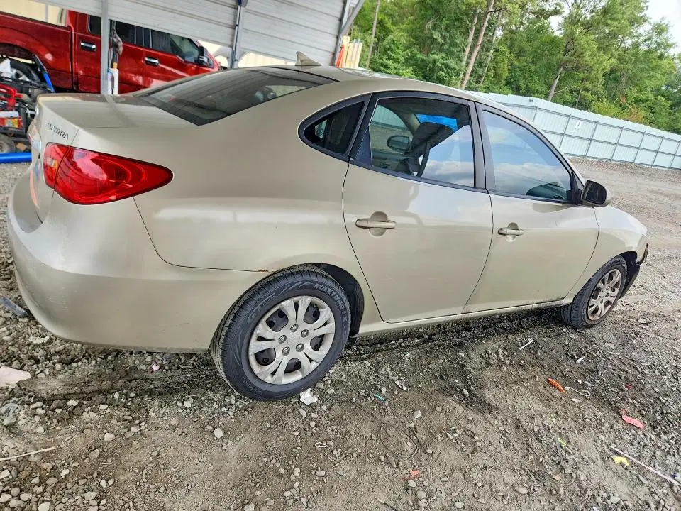 2010 HYUNDAI ELANTRA GLS  