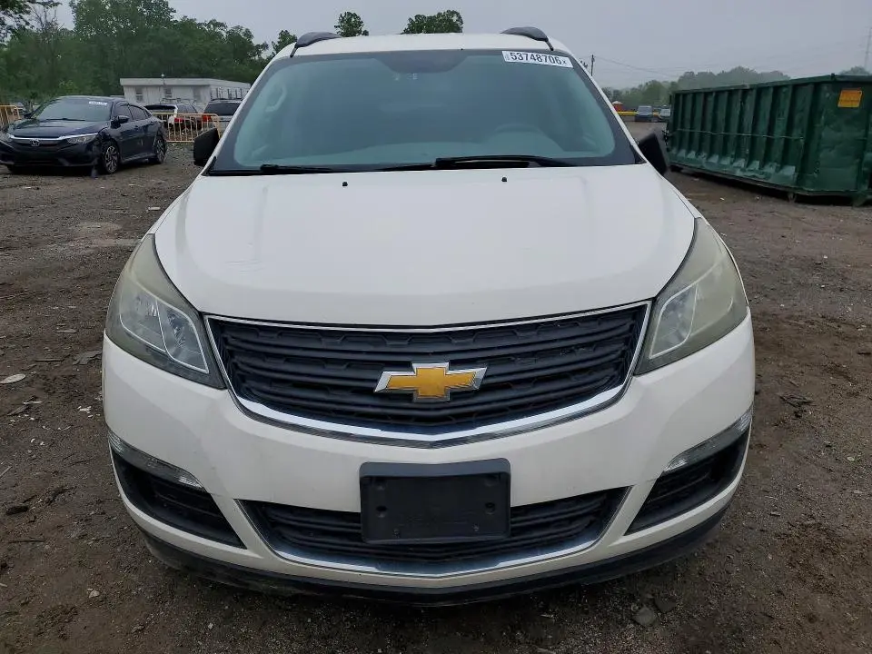 2015 CHEVROLET TRAVERSE LS  