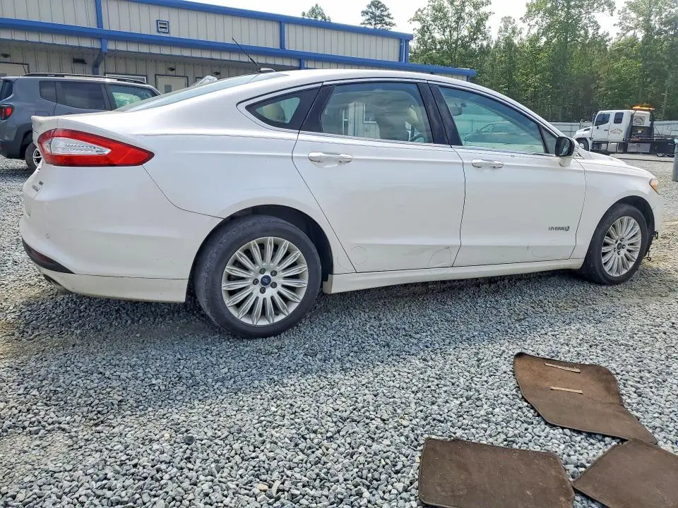 2014 FORD FUSION SE HYBRID  