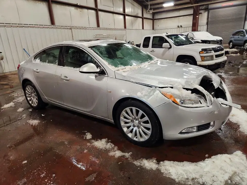 2011 BUICK REGAL CXL  