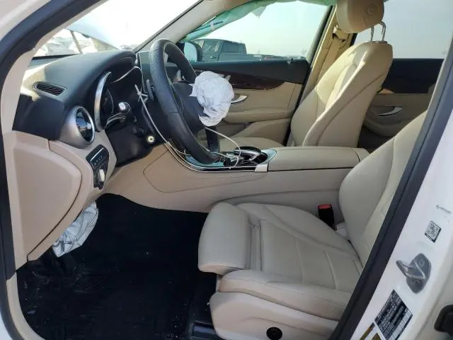 2019 MERCEDES-BENZ GLC 300  