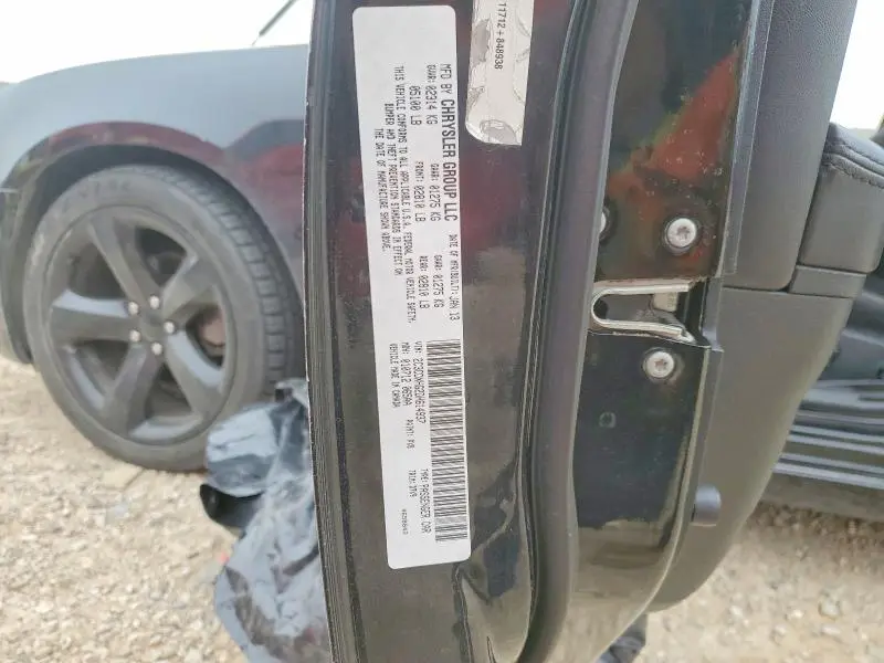 2013 DODGE CHARGER SXT  