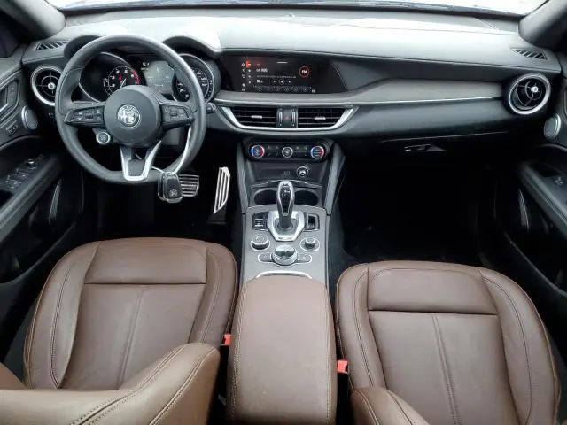 2022 ALFA ROMEO STELVIO TI  