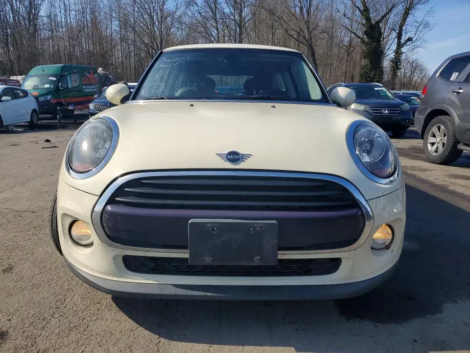 2019 MINI COOPER   