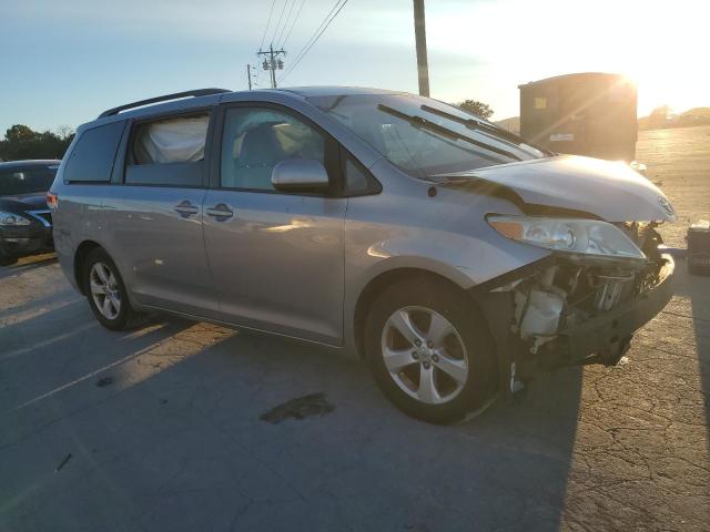 2014 TOYOTA SIENNA LE