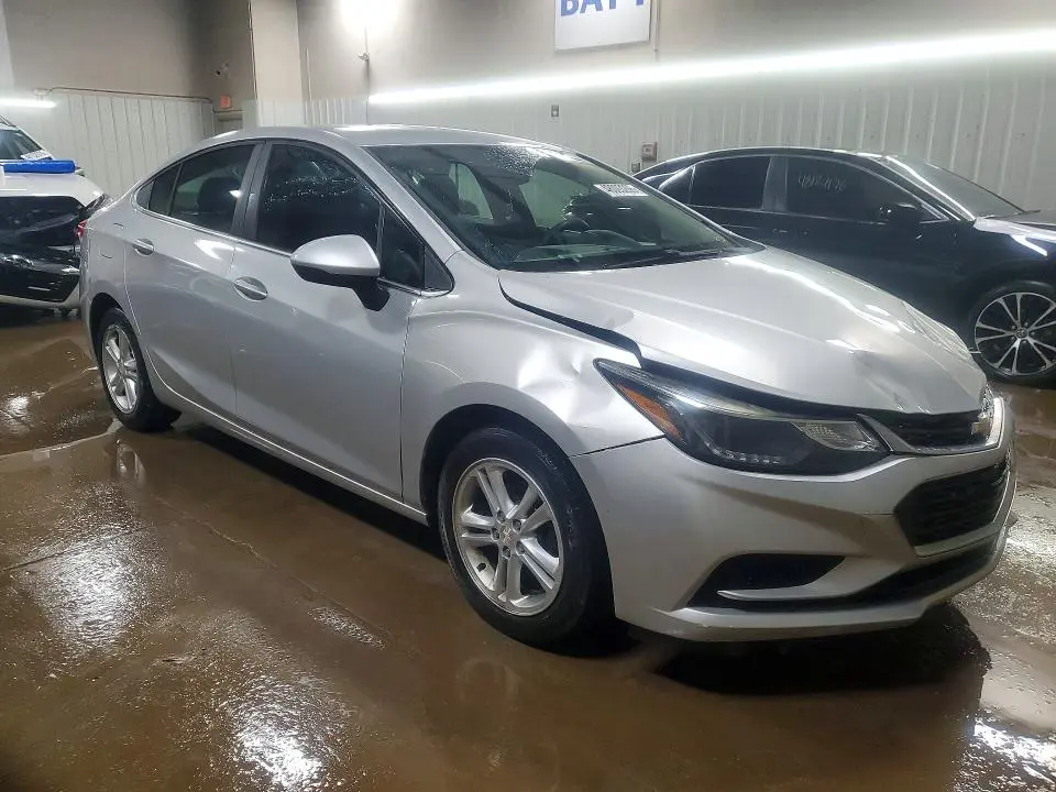 2016 CHEVROLET CRUZE LT  