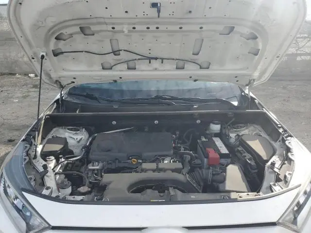 2019 TOYOTA RAV4 XLE