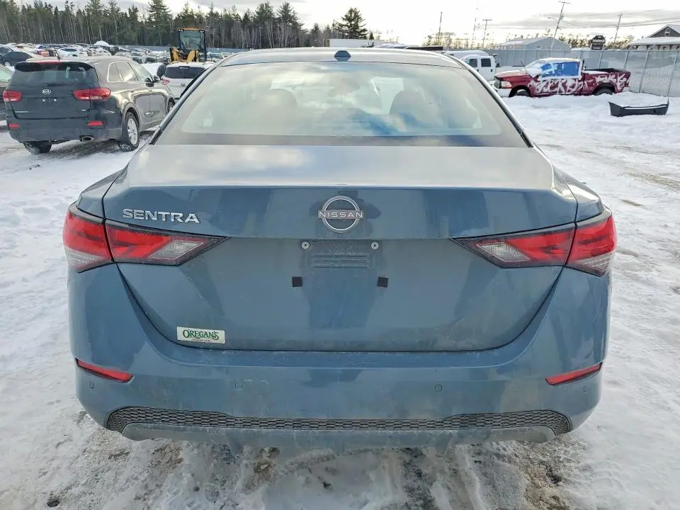 2025 NISSAN SENTRA SV  