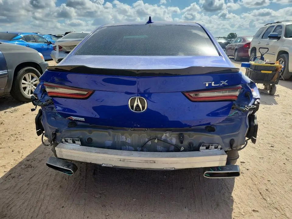 2022 ACURA TLX TECH A  