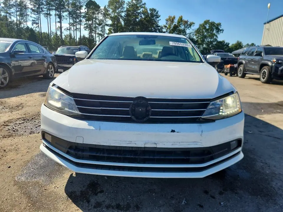 2016 VOLKSWAGEN JETTA SEL  