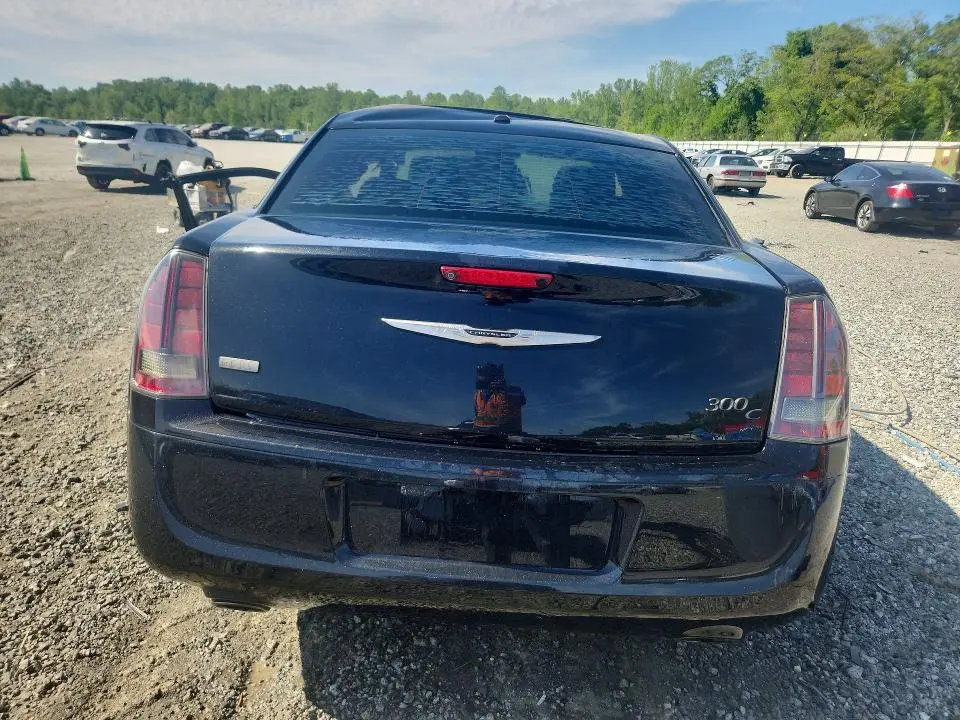 2013 CHRYSLER 300C VARVATOS  