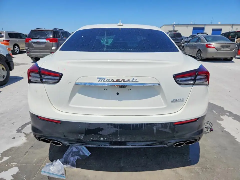 2022 MASERATI GHIBLI FRAGMENT  