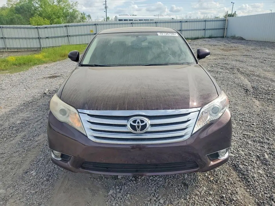 2011 TOYOTA AVALON LIMITED  