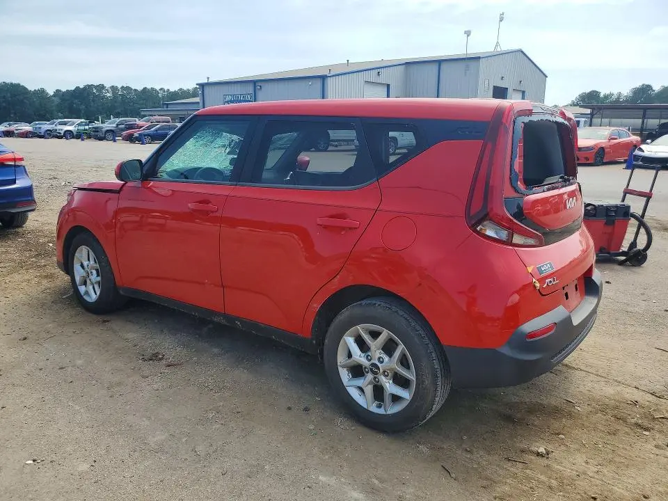 2022 KIA SOUL LX  