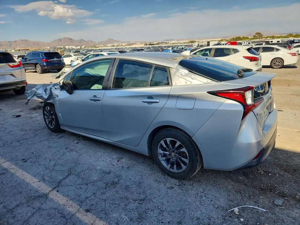 2019 TOYOTA PRIUS XLE  