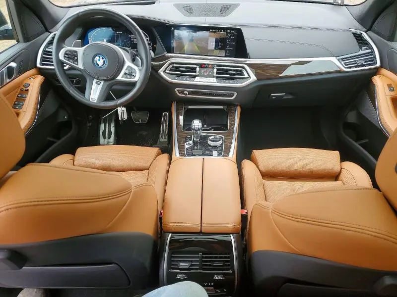 2023 BMW X5   