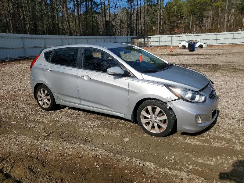2013 HYUNDAI ACCENT GLS  