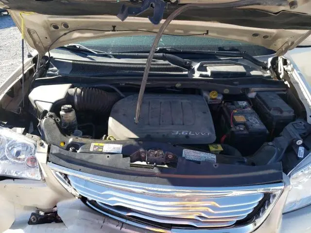 2013 CHRYSLER TOWN & COUNTRY TOURING  