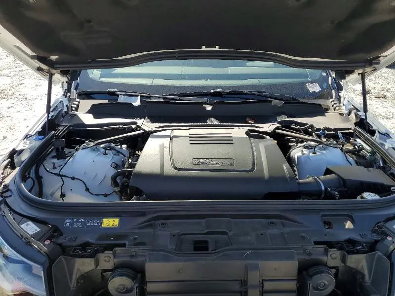 2025 LAND ROVER DISCOVERY DYNAMIC SE  