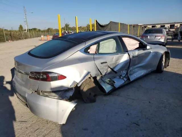 2015 TESLA MODEL S P85D  