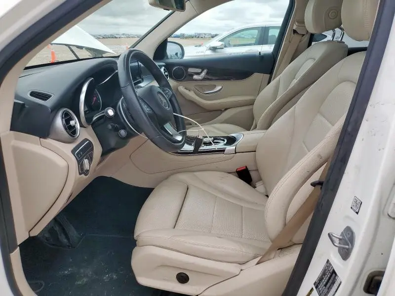 2018 MERCEDES-BENZ GLC 300  