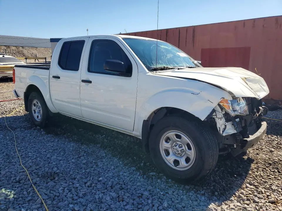 2021 NISSAN FRONTIER S  